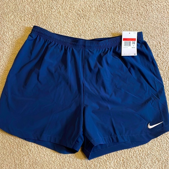 Nike Pants - Nike Women’s Athletic Short